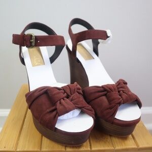 Splendid Suede Platform Size 8.5